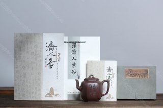 泉眼無聲惜細流，樹蔭照水愛晴柔。